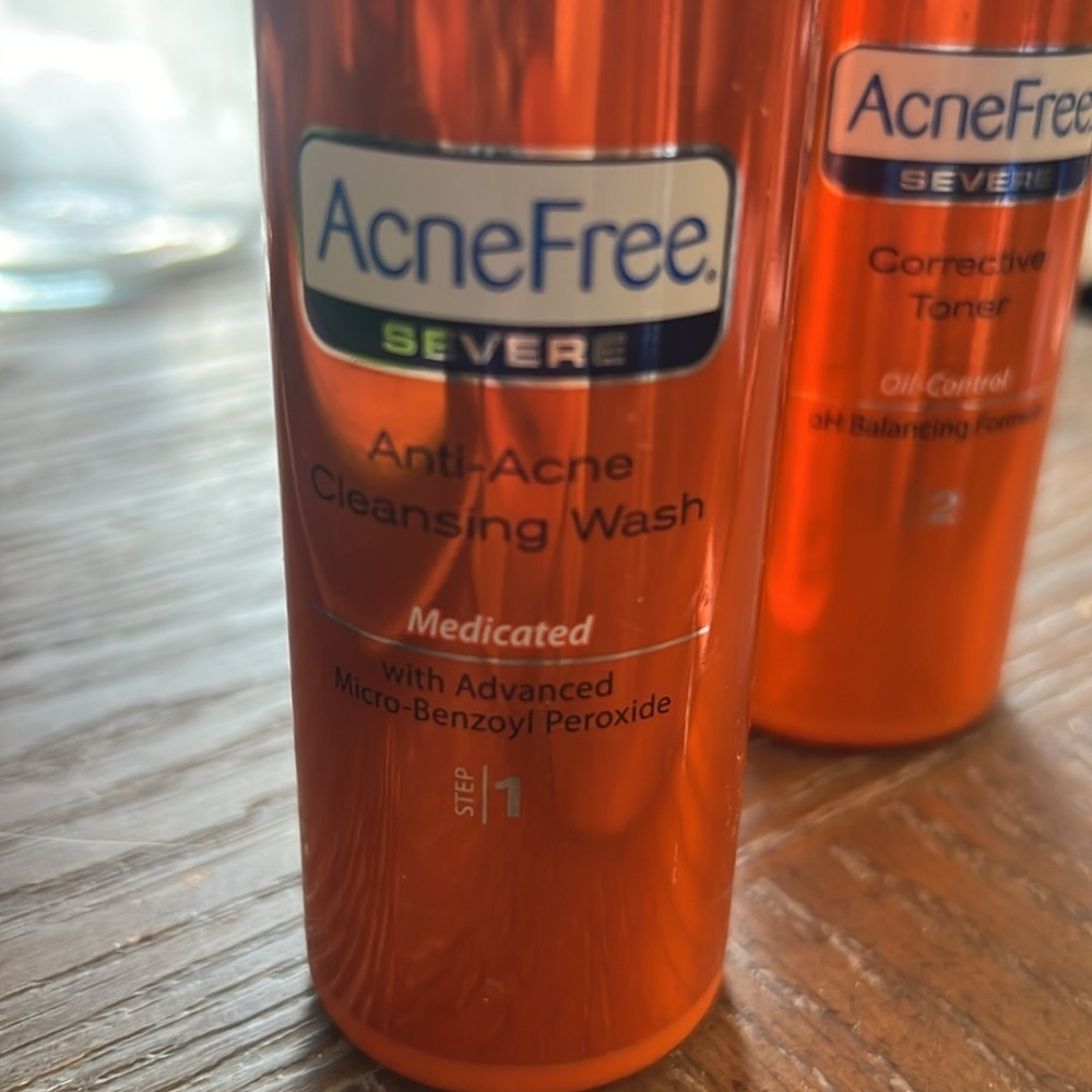 AcneFree cleansing wash and corrective toner - Picture 3 of 4
